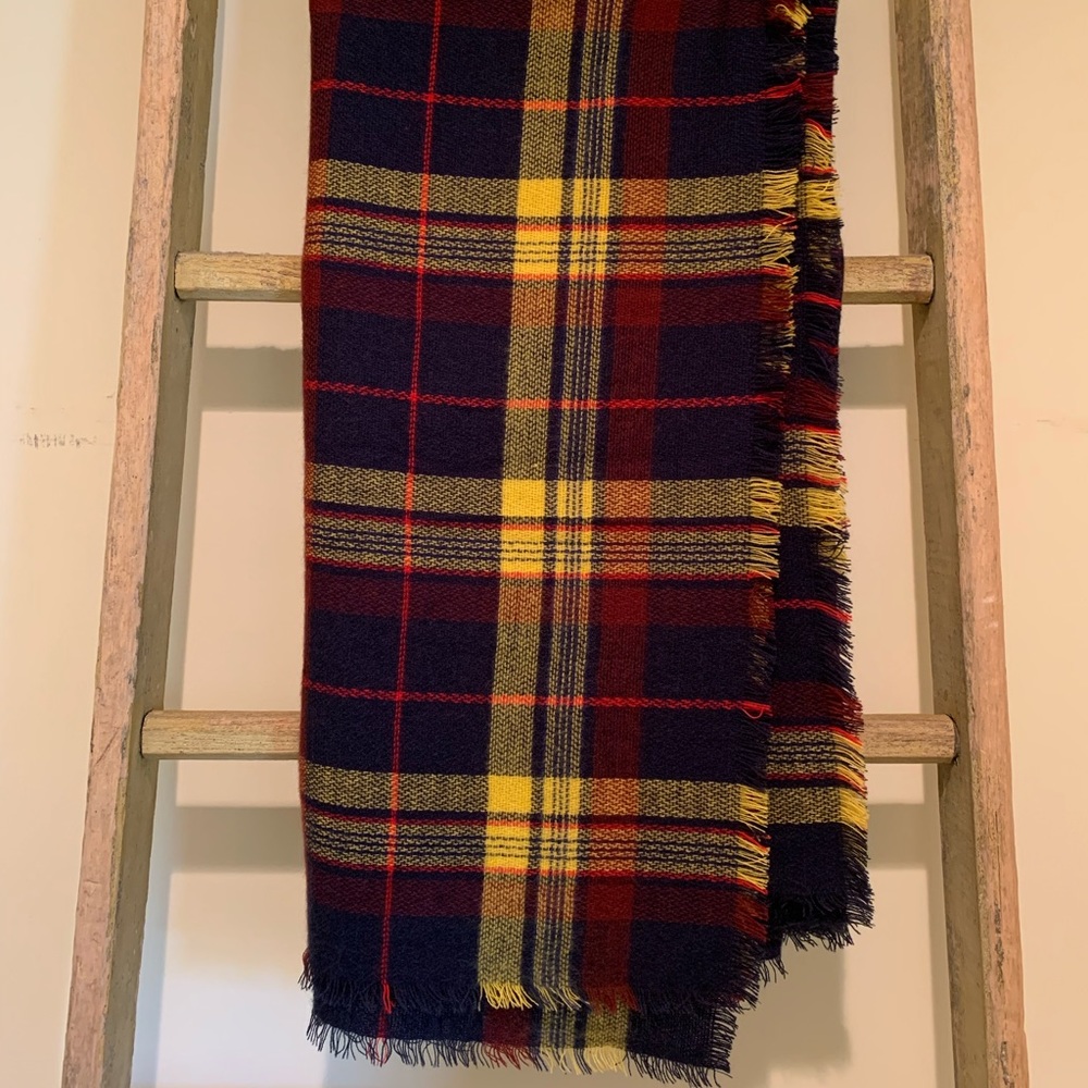 Boutique Scarf